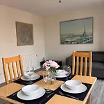 The Temple Bar 2 Bed * Dublin
